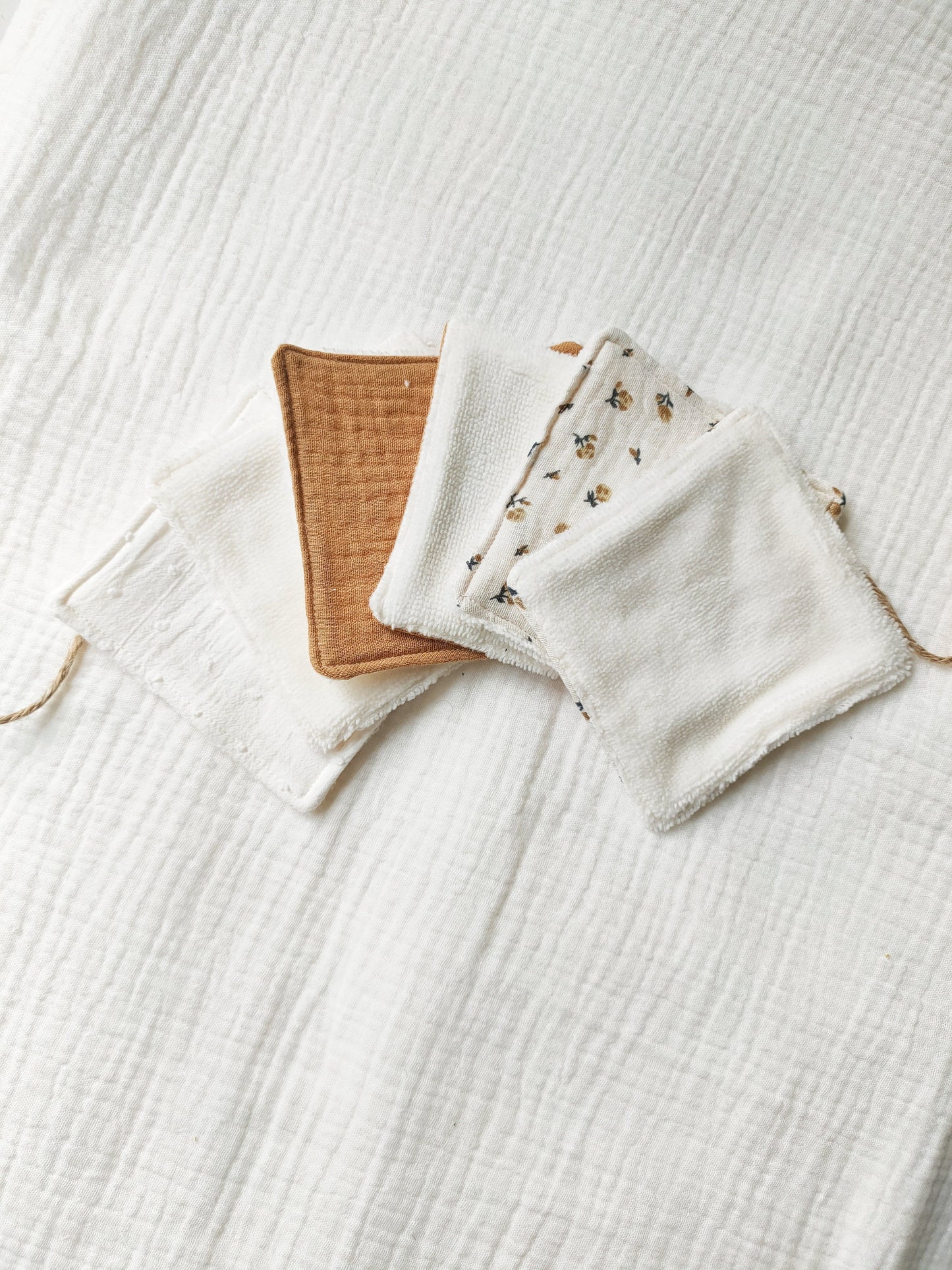 lingettes-lavables-fleuries-camel-artisanales