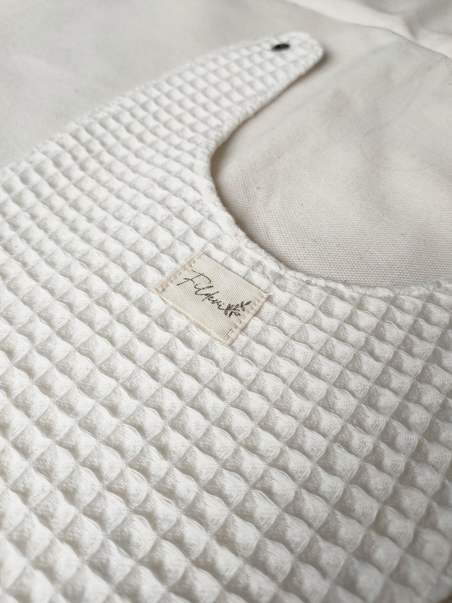 Bavoir Blanc