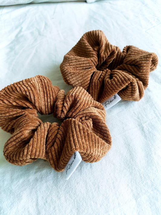 chouchou-marron-velours-cotele