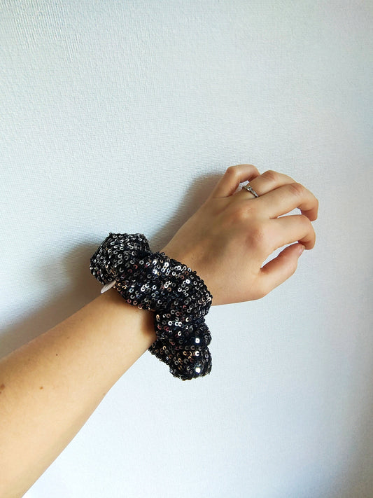 chouchou-fait-main-sequins-argentes