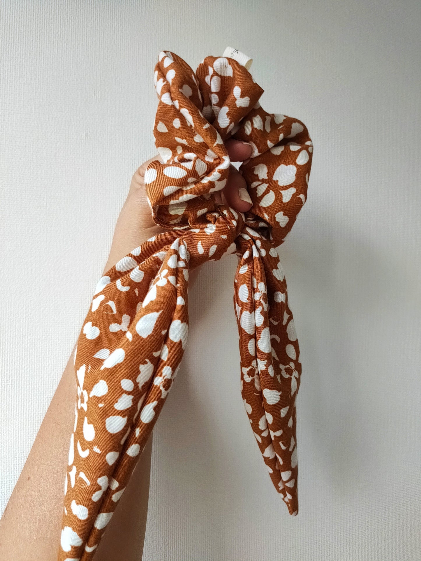 chouchou-foulard-fait-main-camel