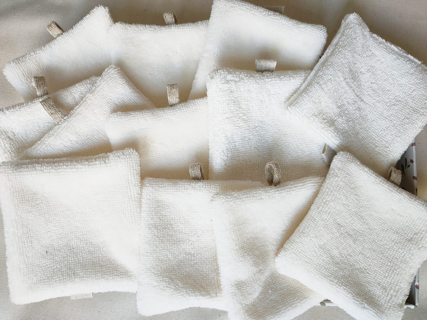 Lingette lavable bébé & peaux sensibles ❀ - Provence cigales blanche -  Micro-polaire écrue