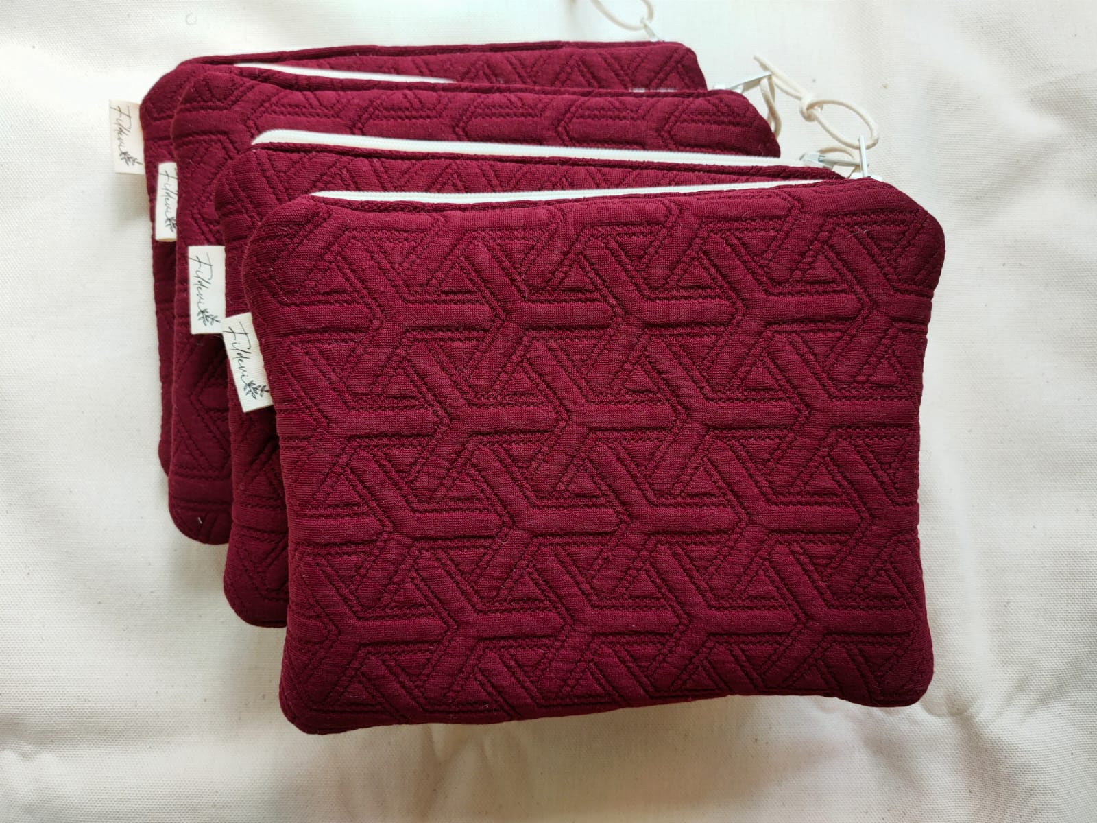 pochette-tissu-fait-main-zipee-bordeaux